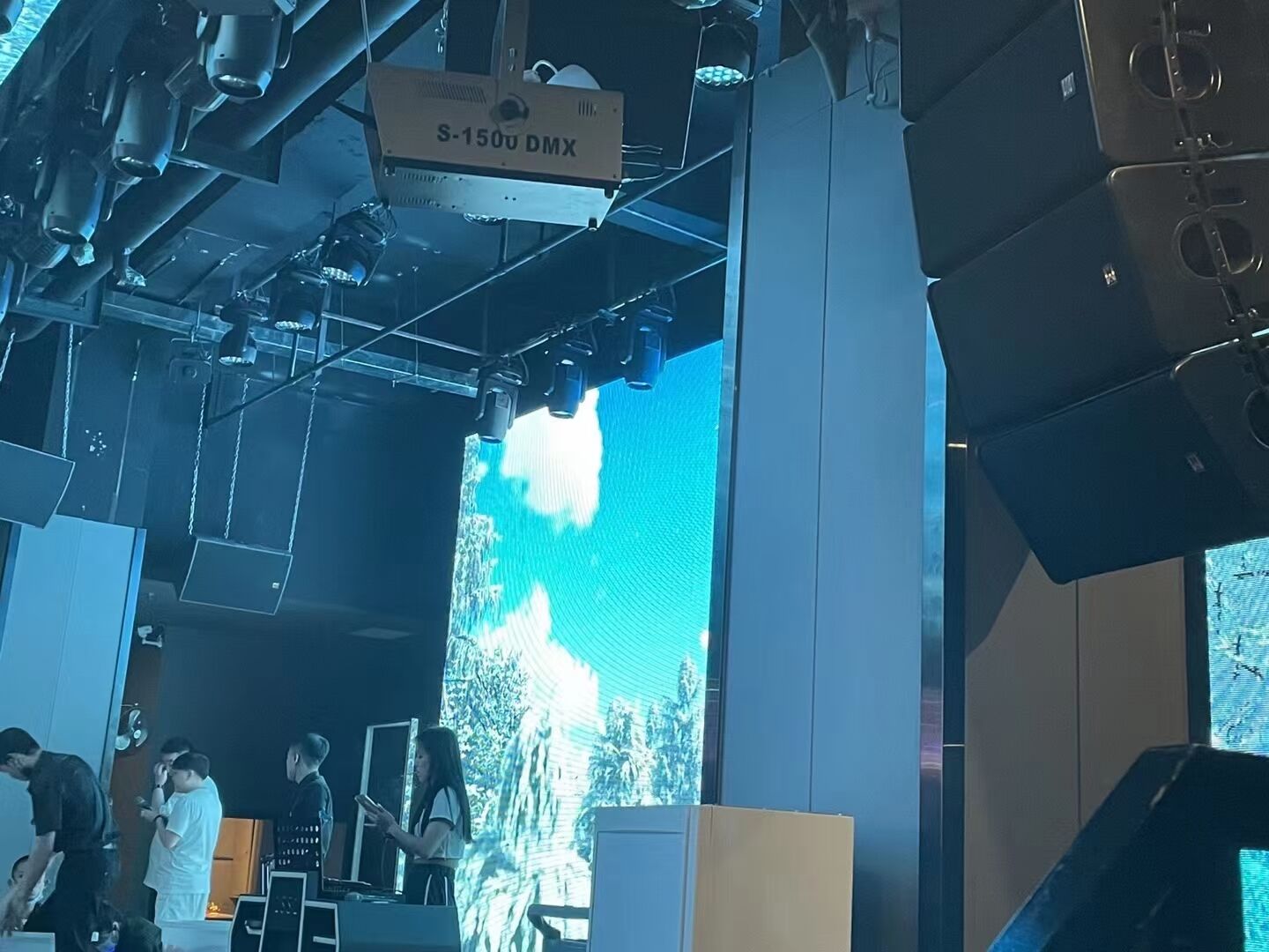 2022.07.12辽宁·盘锦1881电音串吧 (6).jpg